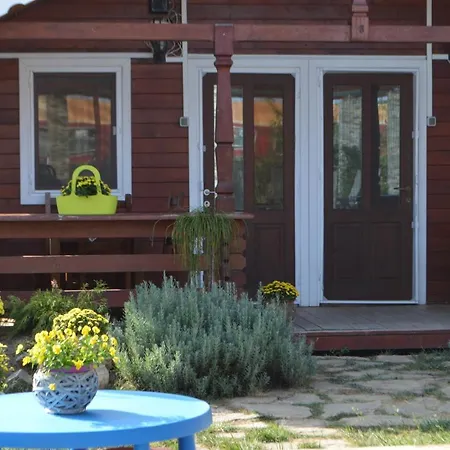 Cabane De Lemn