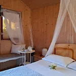 Gardena Rustic - De Lemn Holiday park 3*