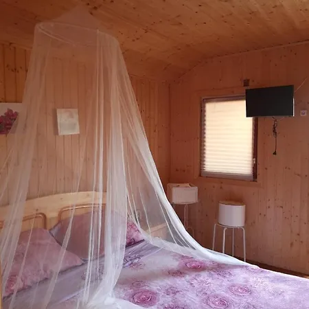 Gardena Rustic - De Lemn 3*